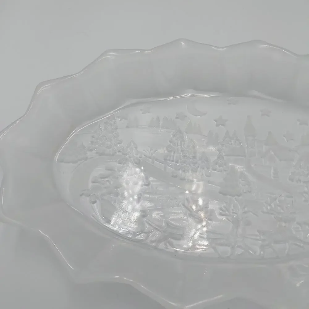 Mikasa Santa And Reindeers Oval Serving Dish Platter‎ Frosted Glass